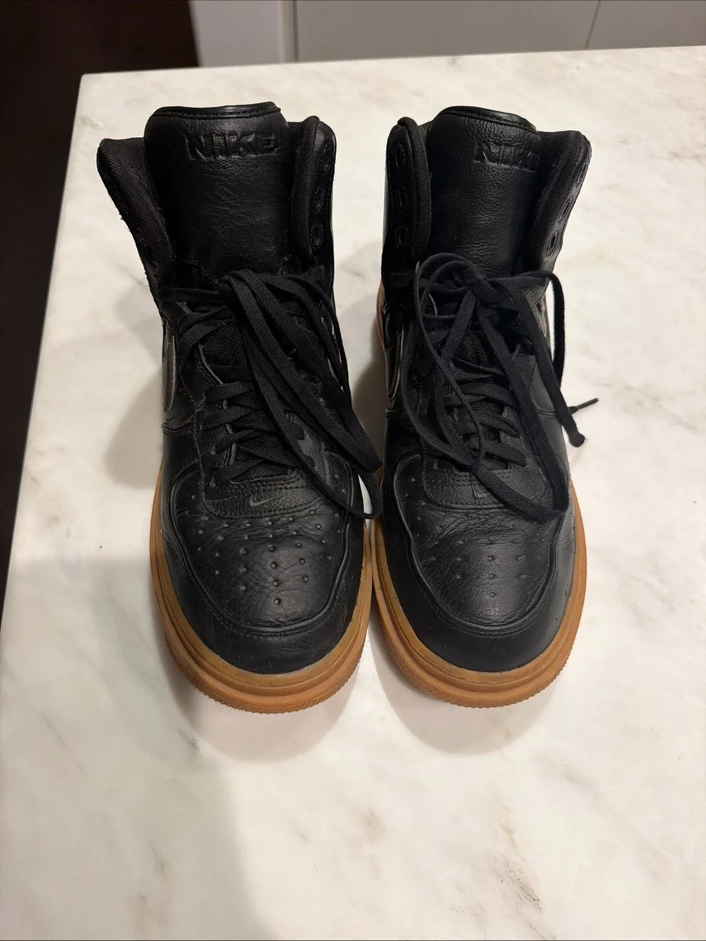 Nike Men’s Black Leather High-Top Sneakers with Gum Outsole size 12.5